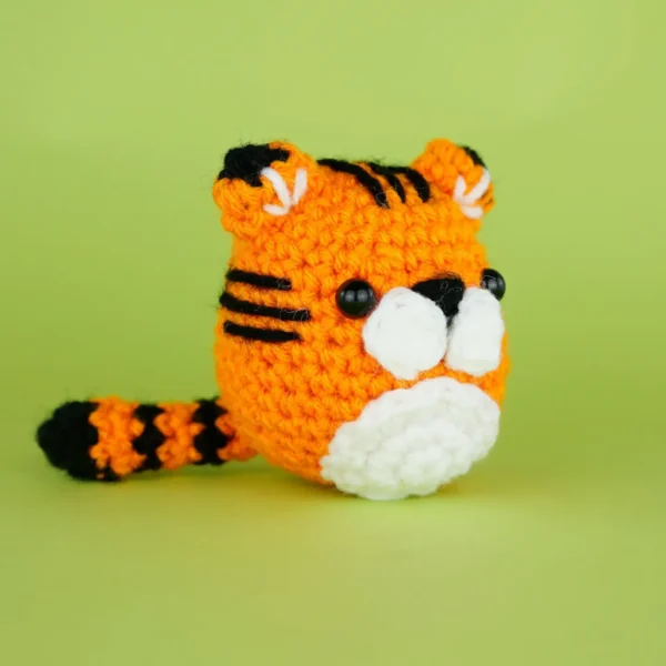 Wooble - Tanya the Tiger Beginner Crochet Kit - Image 4