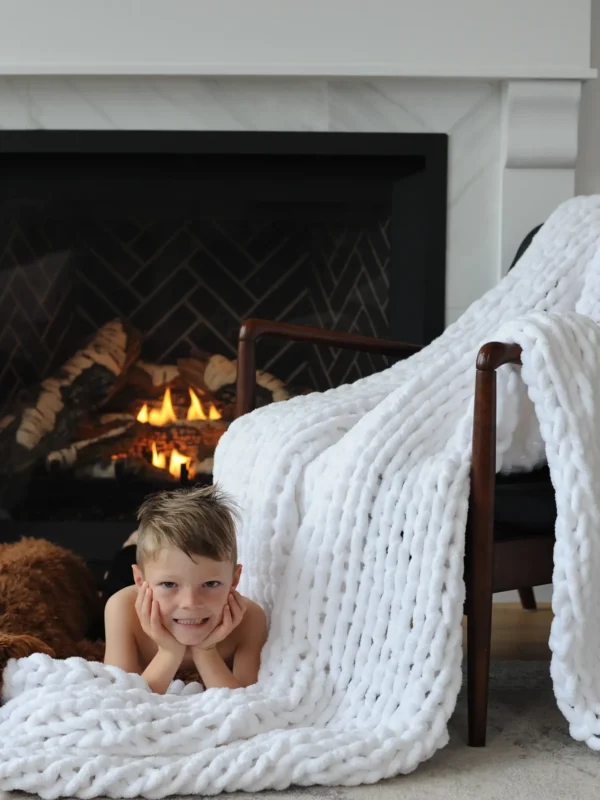 White Chunky Knit Blanket Throw 50"x70" - Image 2